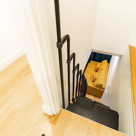 Loft 4 Bedroom Montmartre Pigalle Ac By Lcc Agency Parigi Esterno foto
