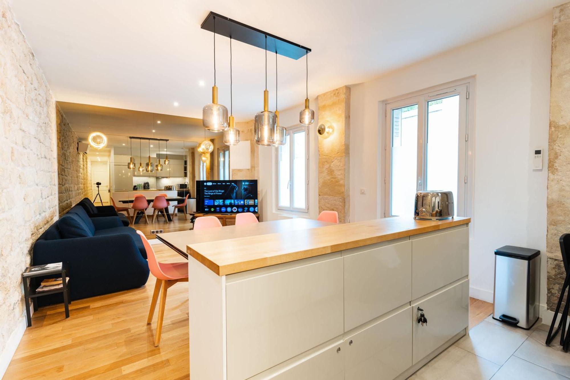 Loft 4 Bedroom Montmartre Pigalle Ac By Lcc Agency Parigi Esterno foto